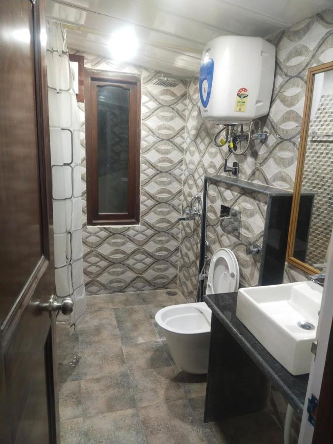 Dhanlaxmi Apartments Shimla Dış mekan fotoğraf