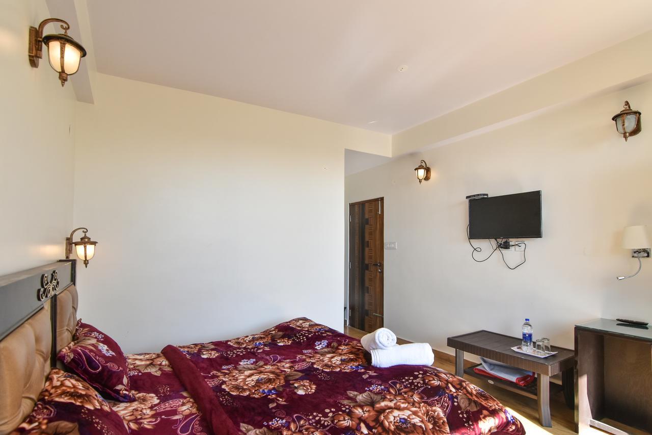 Dhanlaxmi Apartments Shimla Dış mekan fotoğraf